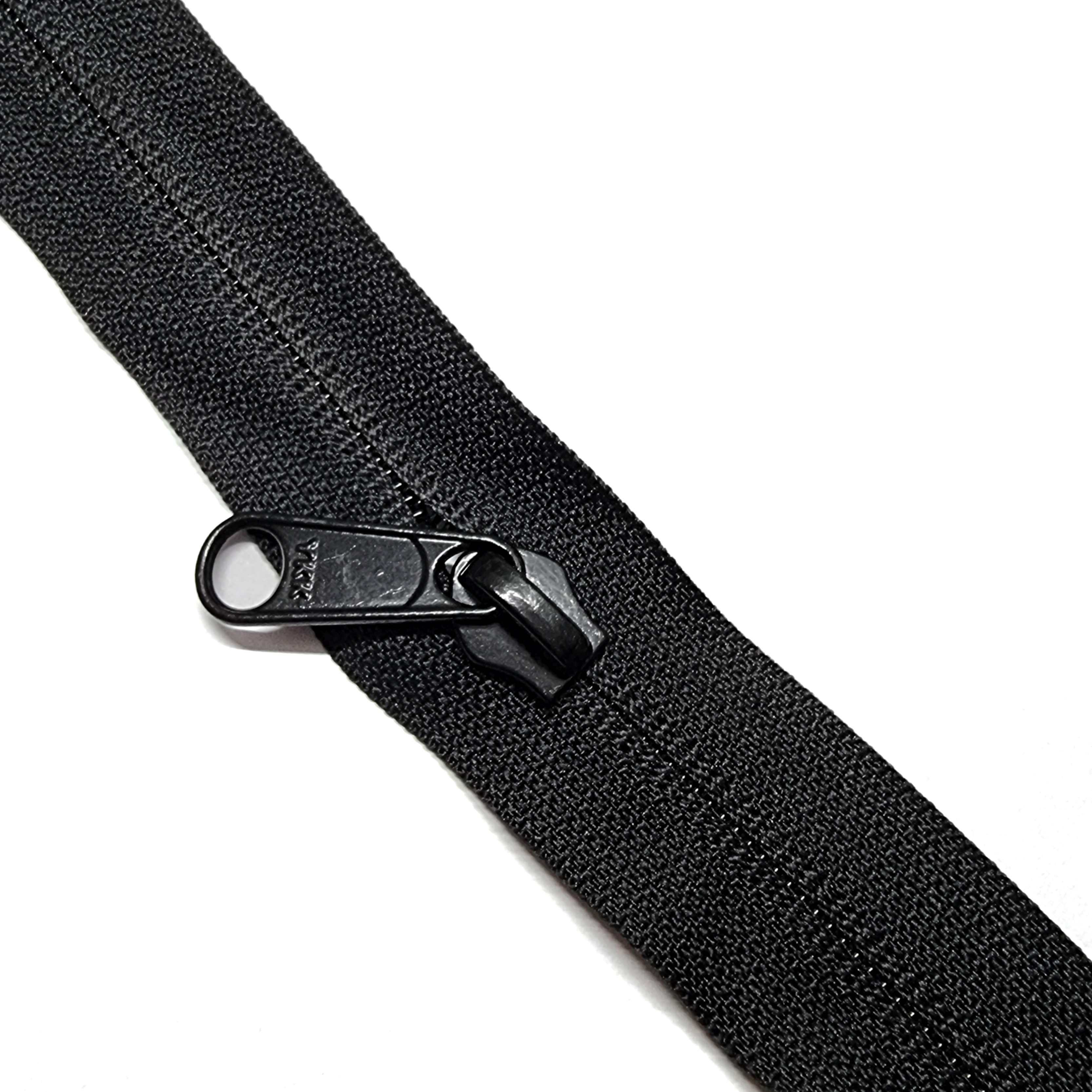 #8 YKK Reverse Zipper Pull With Pull Tab Black